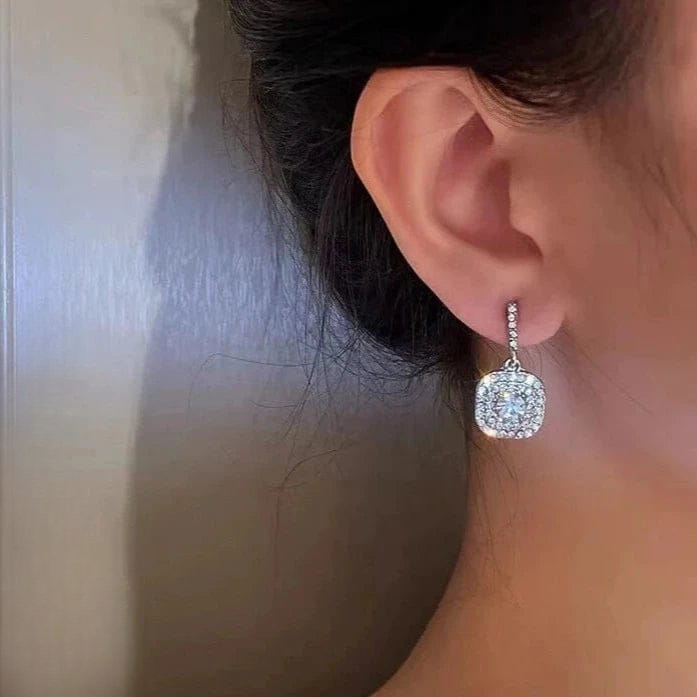 Crystal Earrings – Sparkling Dangle Earrings for Party & Everyday Wear - Earings For Girls ( PJT-990 ) - Golden